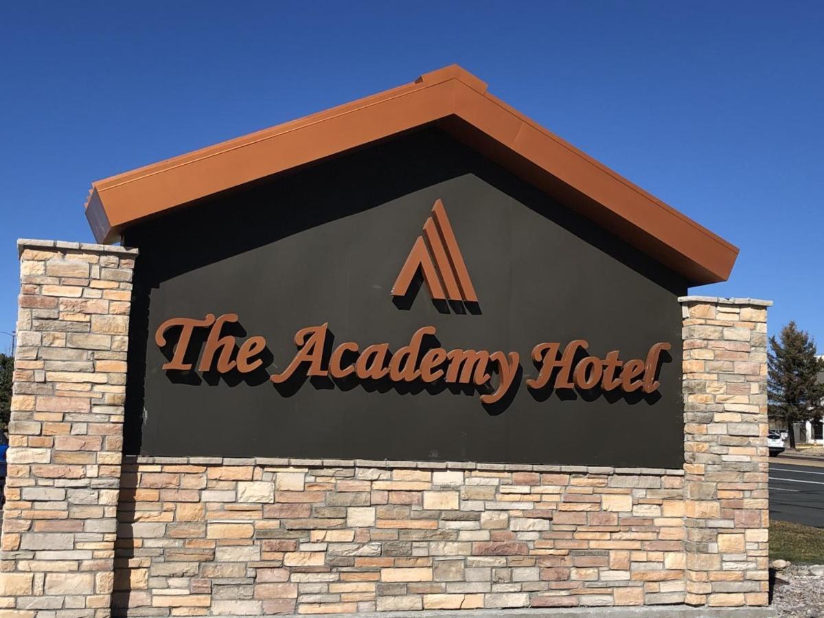 The Academy Hotel Colorado Springs Bagian luar foto